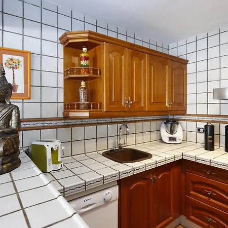 Buda Planetcostadorada Holiday home