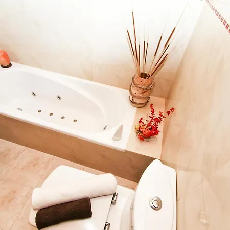 Buda Planetcostadorada Holiday home